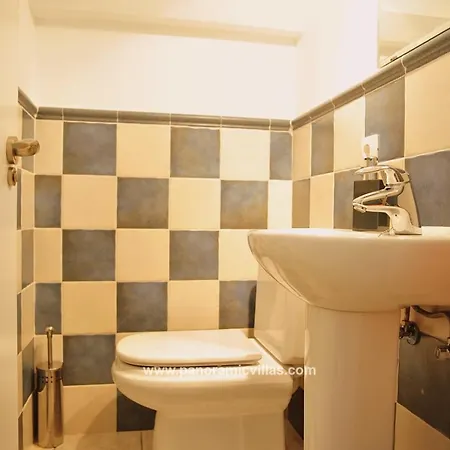 Playa Blanca Sleeps 6 Pool Air Con Wifi * Playa Blanca (Lanzarote)