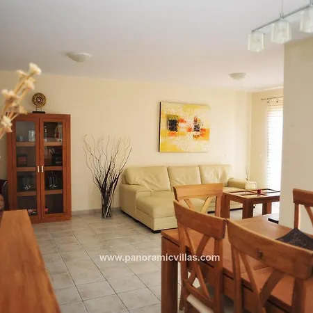 Villa Playa Blanca Sleeps 6 Pool Air Con Wifi *